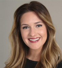VR_2018Headshot_Photo